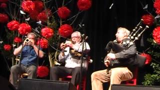 Soubigou - Irvoas - Guedez Gavotte Printemps De Chateauneuf 2015