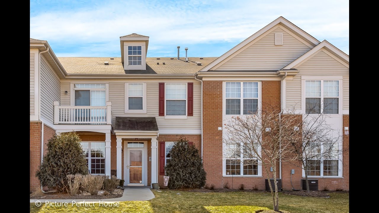 SOLD - 7520H Claridge Drive, Bridgeview, IL 60455