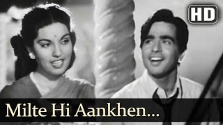 Video thumbnail of "Milte Hi Aankhen (HD) - Babul Songs - Dilip Kumar - Nargis - Talat Mahmood - Filmigaane"