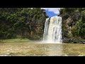 Deník cesty na Zéland - Hunua Falls, trháme jahody