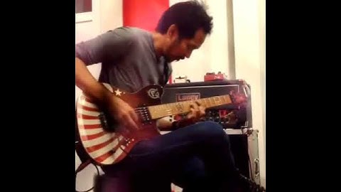 Solo gitar Ridho slank