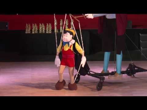 Amazing Christopher-Dancing Pinocchio