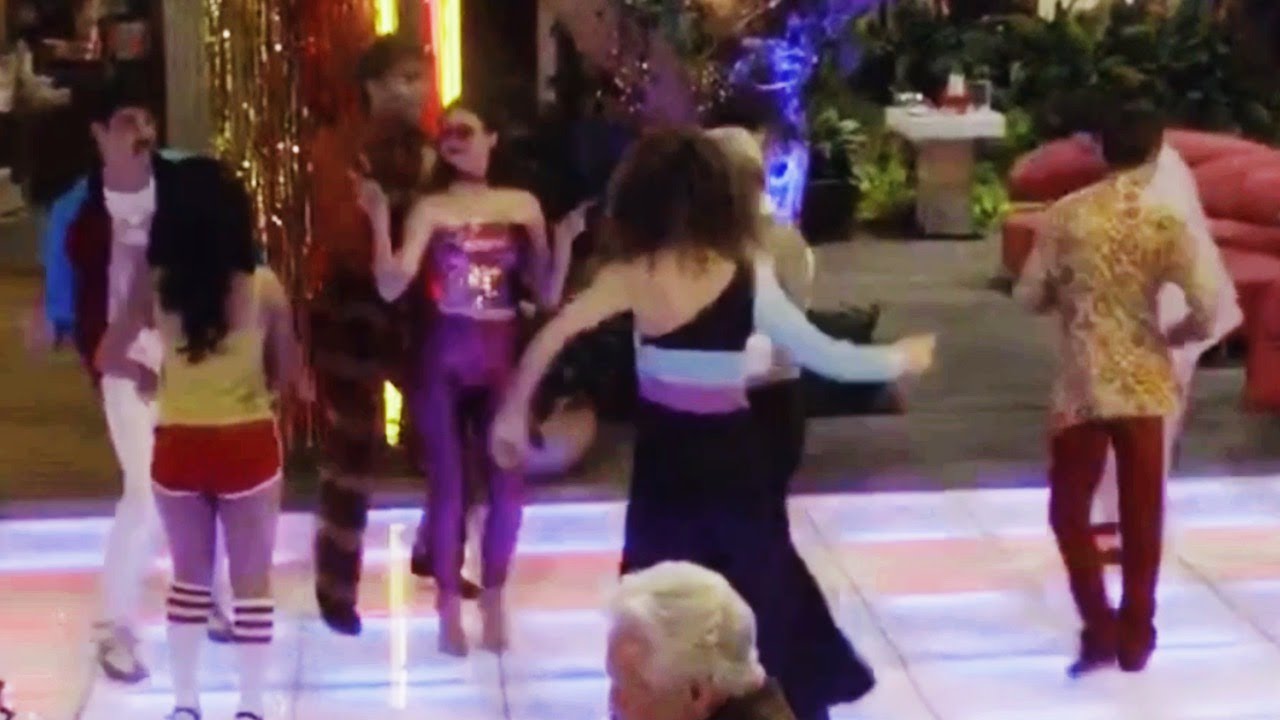 Callie & Stef Scene - The Fosters "Hey, You Wanna Dance?” S04E05 4