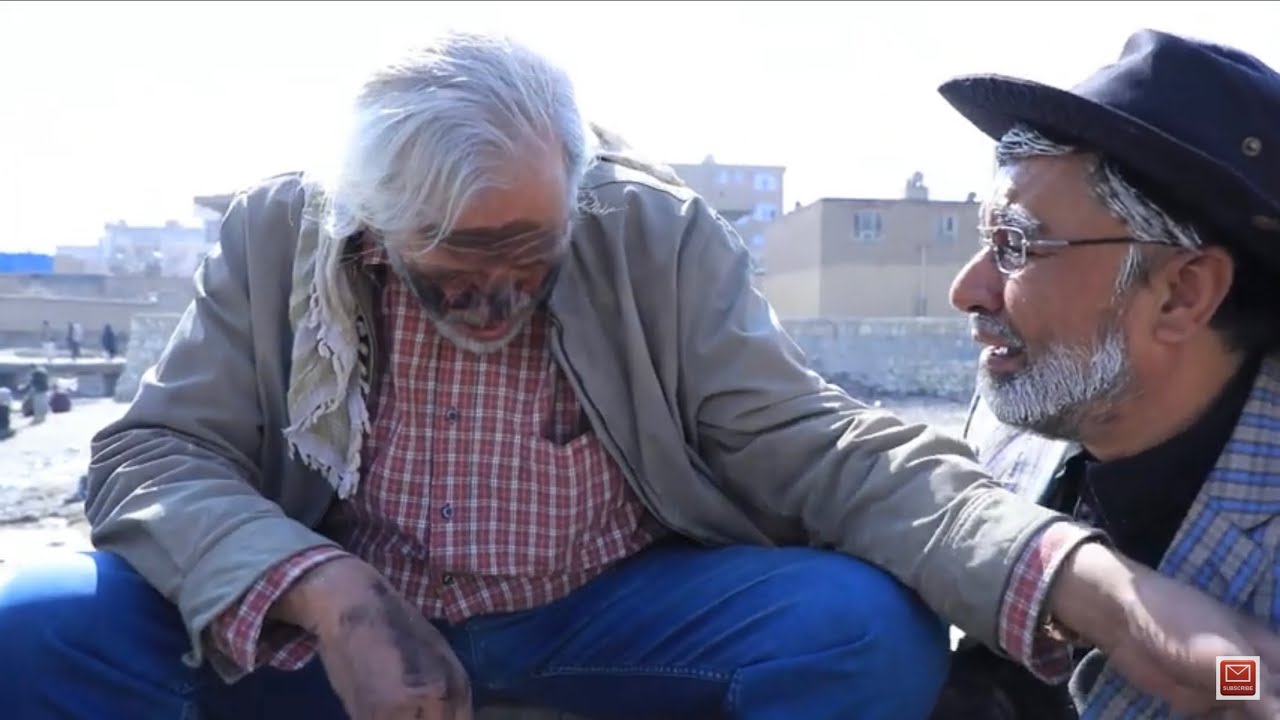 ماما ابراهیم ‍معتاد به مواد مخدر شده است.