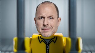 Polizei zeigt MUGSHOTS mit LEGO-Köpfen! Jetzt gibt es Ärger mit LEGO | Anwalt Christian Solmecke