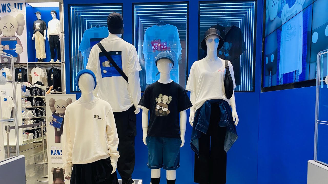 KAWS x UNIQLO COLLECTION 2023