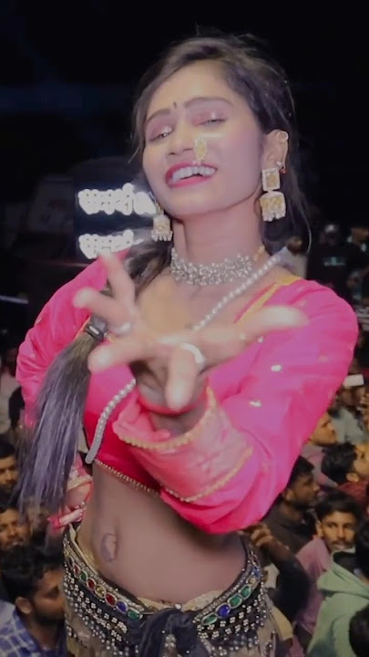Ya Driver La Job Thoda Lav • Mayuri Utekar | Marathi Lavni Dancer | Lavni Queens !!