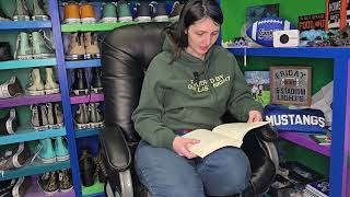 Her Knight in Shining Football Pads Chapter 11 Oliver read aloud by the author Kaity Norriss