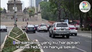 KUNCI HIDUP HANYA SEKALI - KAROKE ( LIVE VERSION )