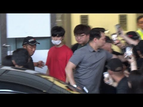 金在奐Kim Jae Hwan(김재환) Arrived Hong Kong Airport 20190728 @520stars