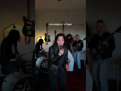 See you in JUNE 🖤 #band #indiemusic #louistomlinson #onedirection #wlw🌈