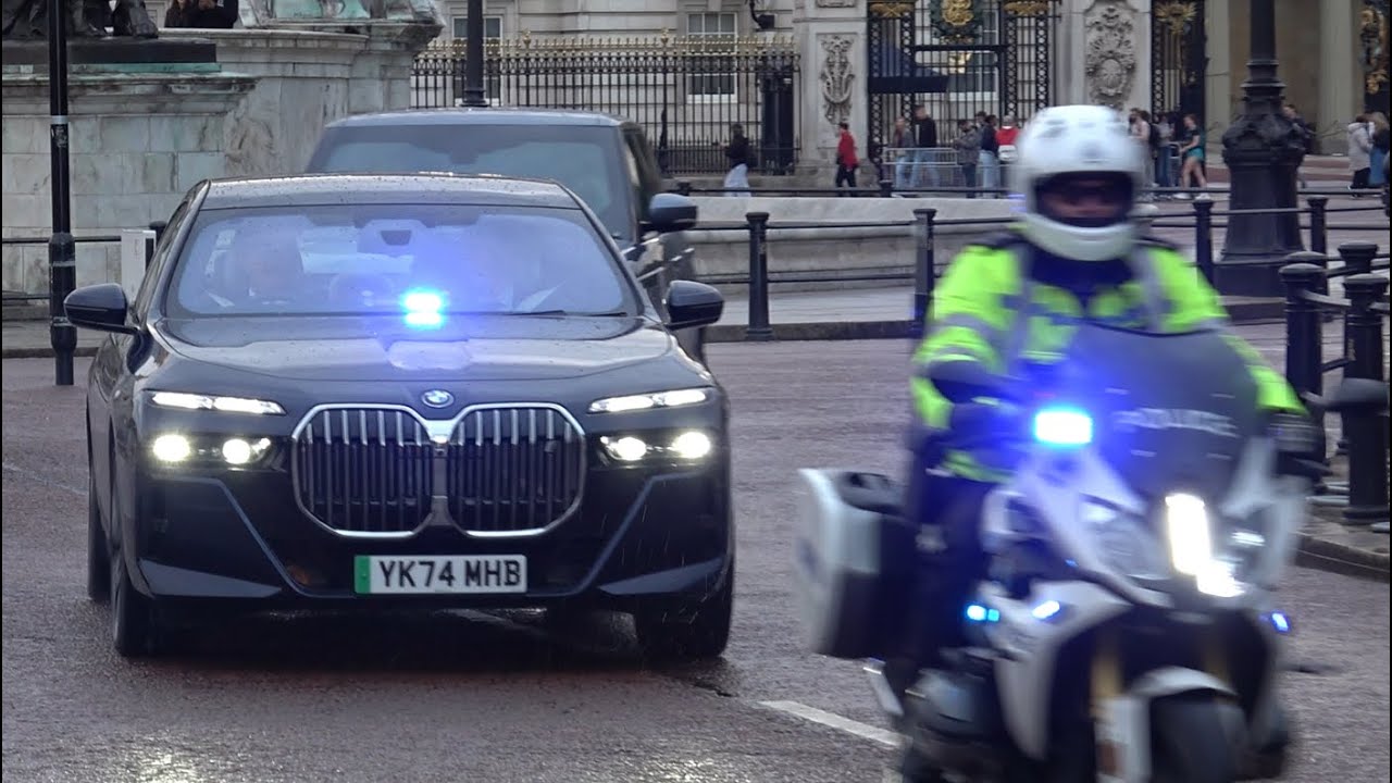King Charles’ Motorcade Being Escorted By The Special Escort Group To & From Buckingham Palace 👑🇬🇧