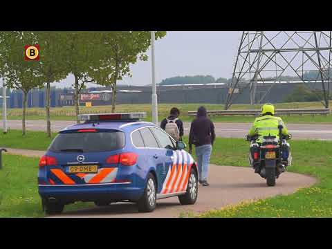 In totaal werden woensdag 32 vluchtelingen opgepakt in Moerdijk.