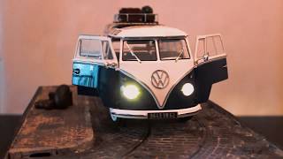 VW Samba Bus Revell 1:16