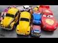 Transformers Royal Enfield 22nd Car Accident pit Pulling Out - VFX Animation Movies Mainan Robot!