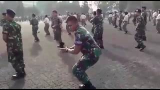 Tentara jogetan,enak tenan