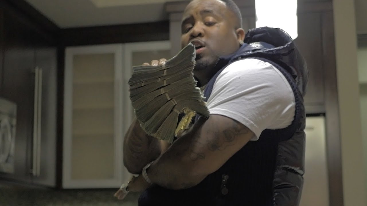 ❤︎ ℳ ❤︎ Mo3 - Broken Love (Official Video) - YouTube