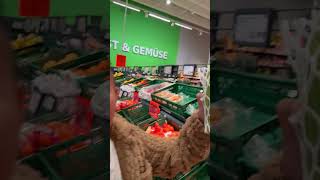Harga Pepaya kecil Rp 118000 Mahal Banget ya #youtubeviral #shopping #supermarket #pepaya #mahal
