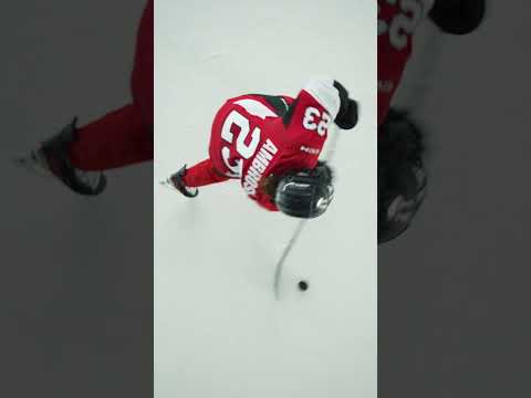 видео: CCM Jetspeed FT6 Pro Stick // Puck Stop #shorts