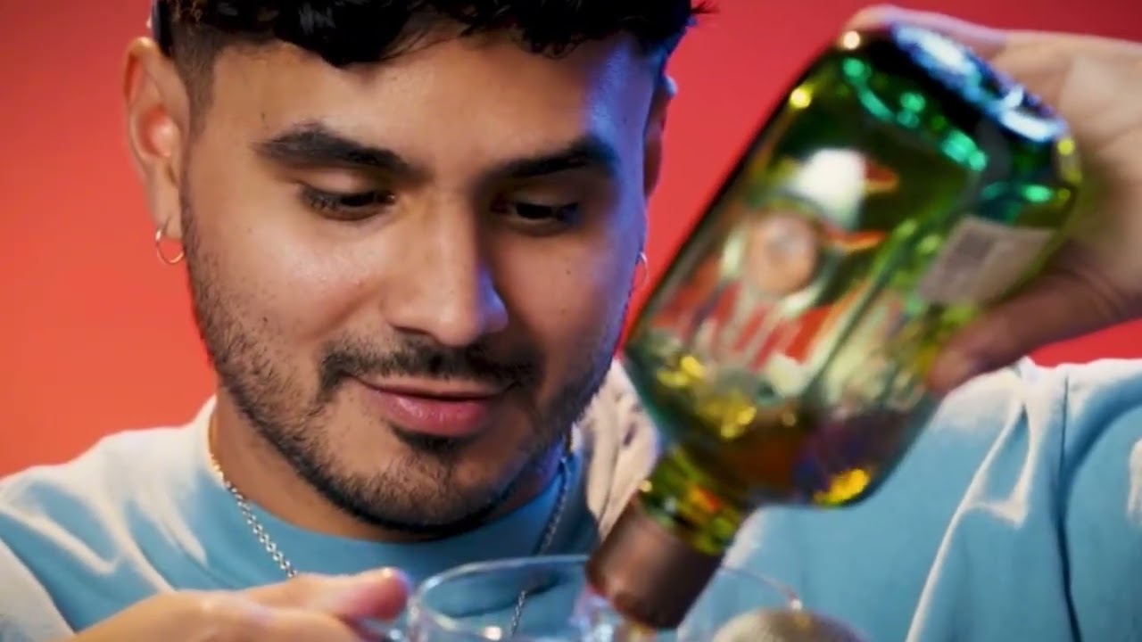 Певцы пробуют АСМР