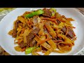 نودلز اللحم الصيني بالخضار بطريقتي الخاصة Chinese Noodles With Beef And Veggies