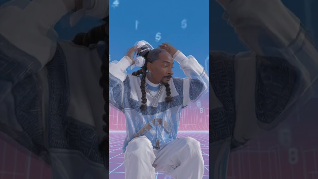 The Guy Who Bought a House in the Metaverse Next to Snoop Dogg