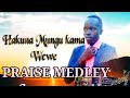 Hakuna Mungu kama wewe live Praise Medley by Solomon King