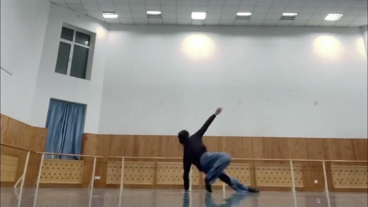 Лю Вэй - YouTube