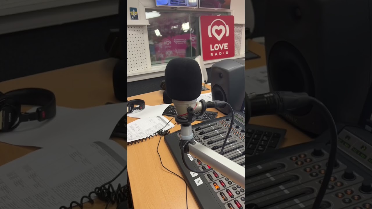 Как устроена студия Love Radio