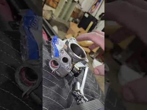 2010-2011 camaro 3.6 thermostat housing/ heater hoses seals