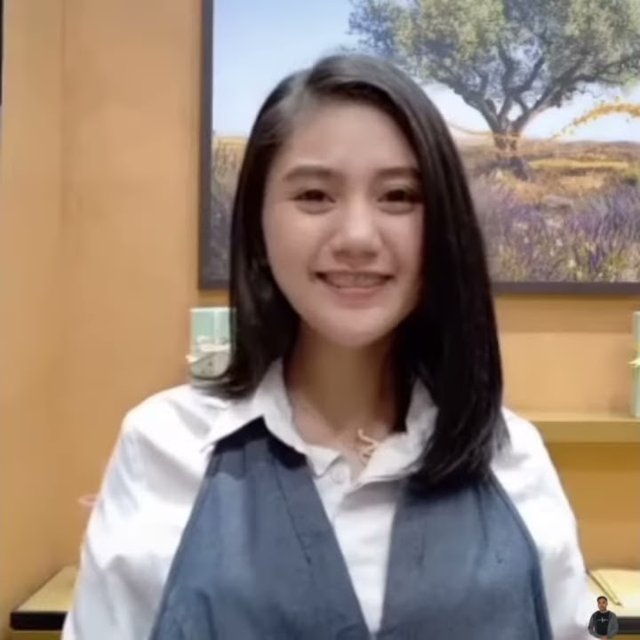 Pura-pura bahagia (Story Wa)