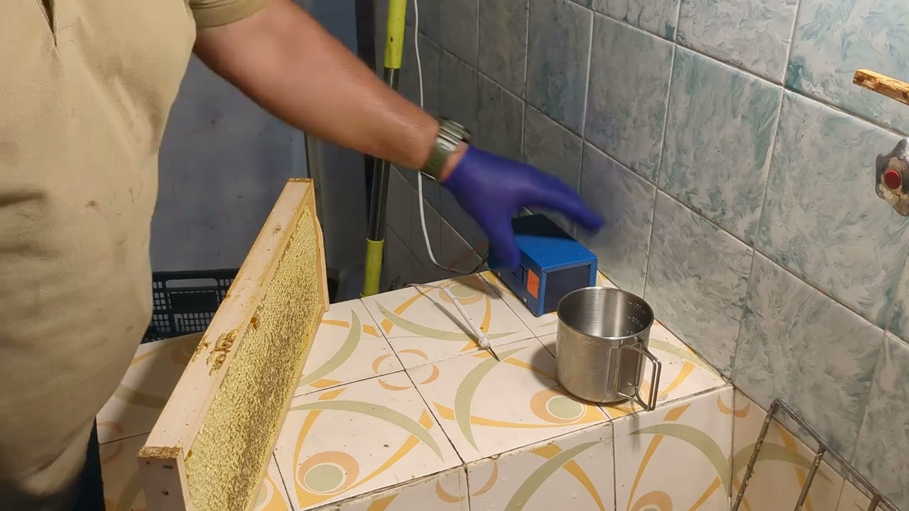 Медени рамки, разфасоване и опаковане!