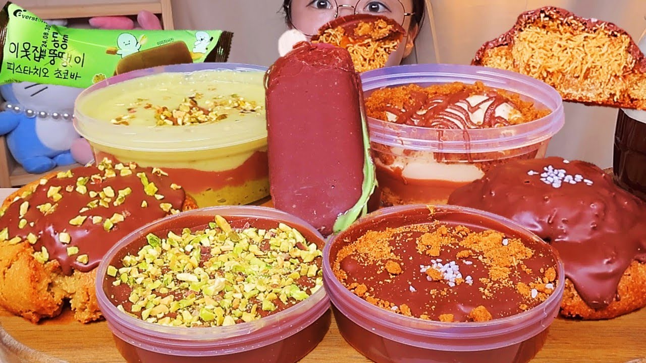 두바이 초콜렛 솔티카라멜 버전?! 💚피스타치오vs솔티카라멜💛 두바이 초콜렛 cu 피스타치오 초코바 디저트 먹방 Dessert Mukbang