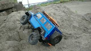 RC Hobao DC1 rock crawling