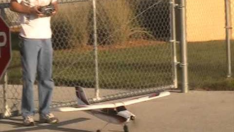 Apprentice First Flight.wmv