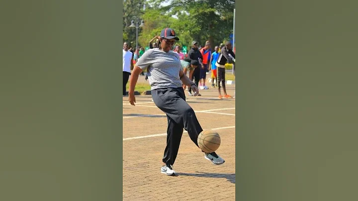 MADAME JEANNETTE KAGAME AKINA UMUPIRA W’AMAGURU🇷🇼❤️🇷🇼 #jacksondushimimana #redbluejd