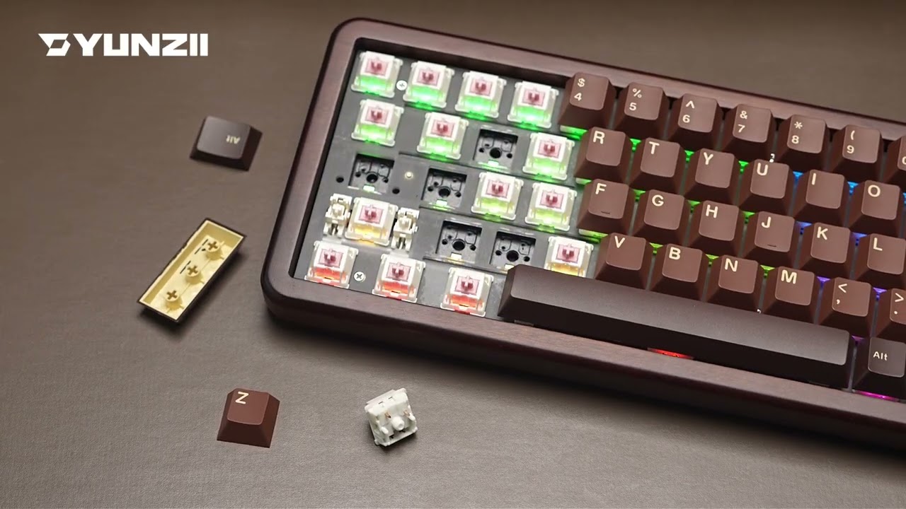SHOWCASE] Small board, soulful wood — the YUNZII WOOD68 proves