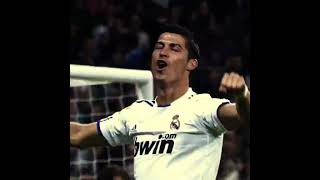 Ronaldo vs Messi Which Superstar Should You Follow for Sports Updates?#CR7 💀⚡#CR7Skills 🎯#Siuuuu 🗣️
