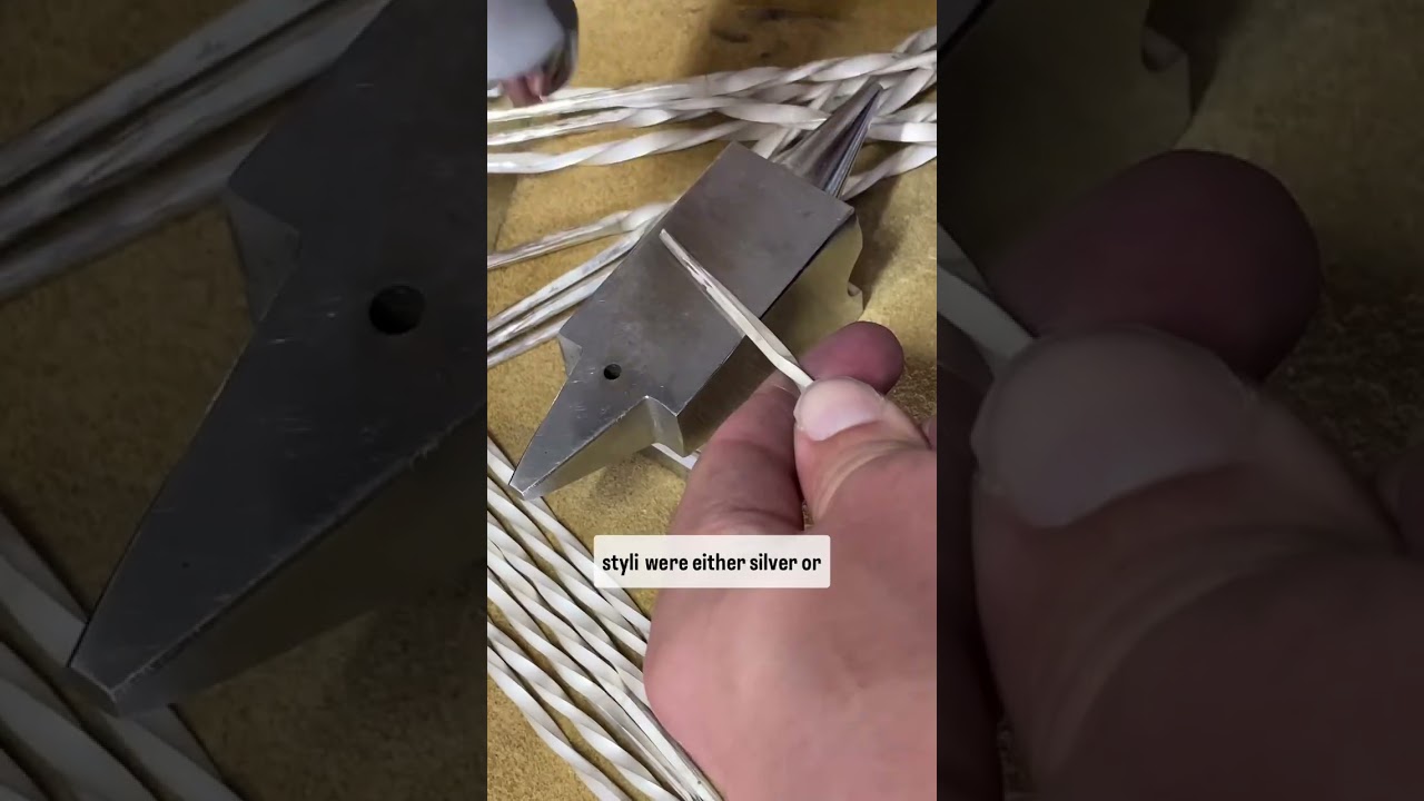 How Leonardo da Vinci drew: historical materials explored