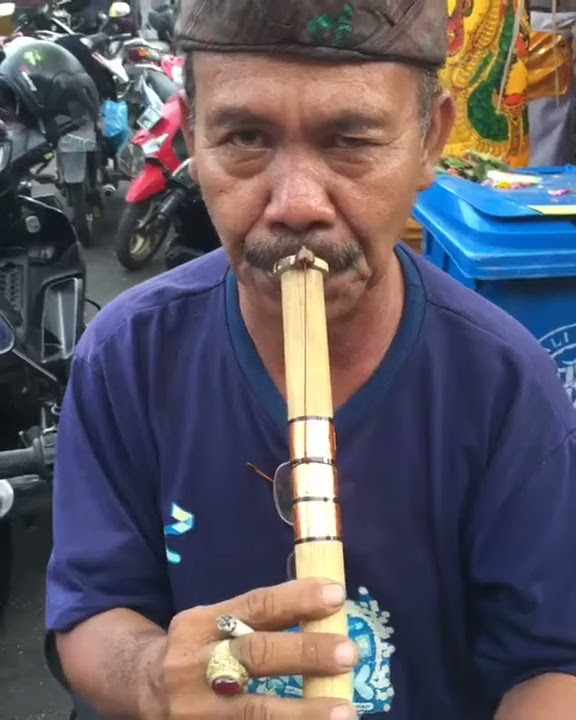 Maestro suling bali