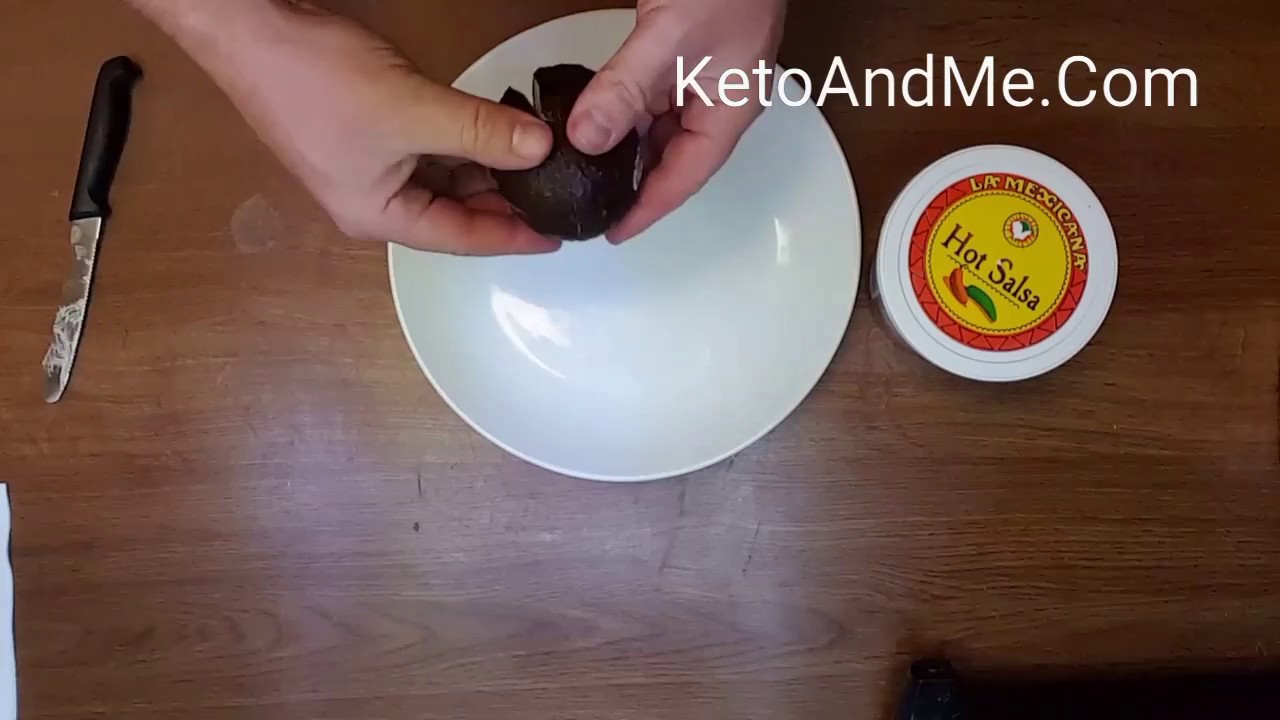 Avocado Safety Tips! How to Pit and Peel Avocados Without Cutting