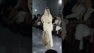 Bold Beautiful Trendsetting Fashion Moments Trendsettingfashion