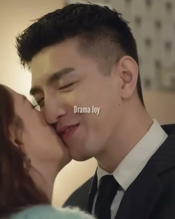 She kiss😘him all over face💋💋||Hello My shining love ||#shorts #viral #cdrama #hellomyshininglove