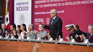 Ceremonia de entrega de condecoraciones y ascensos en el 109 Aniversario de la Revolución Mexicana