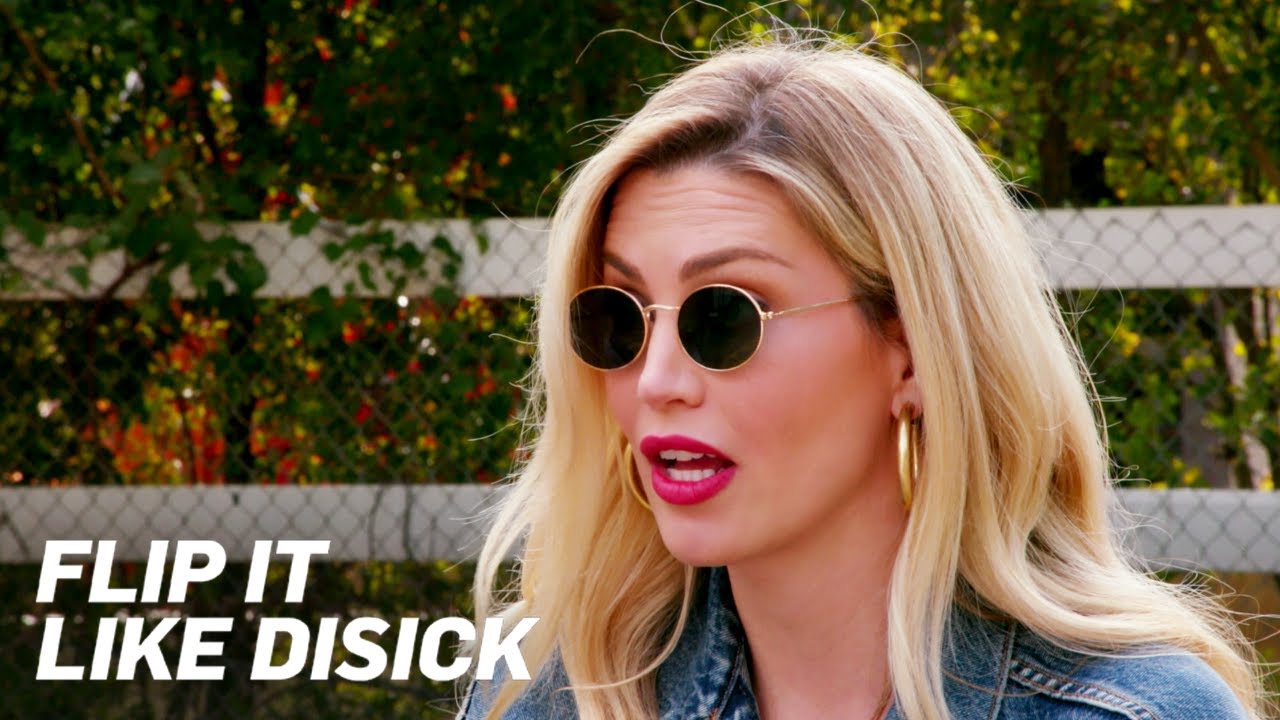 Willa Ford Keeps $220K Secret From Scott Disick | Flip It Like Disick | E!