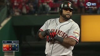 NLCS Gm2: Panda's hit lands fair, bounces into stands