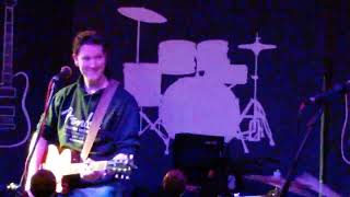 FANTASTIC Thin Lizzy cover! - Dont believe a word (Ricky and The house band)
FANTASTIC Thin Lizzy cover! - Dont believe a word (Ricky and The house band)
If you enjoyed the vid then why not subscribe for more fun, click here https://www.youtube.com/c/lewisgale?subconfirmation=1
#thinlizzy #Dontbelieveaword #phillynott #CoverBand #CoverSong #LewisGale FANTASTIC Thin Lizzy cover! - Dont believe a word (Ricky and The house band)