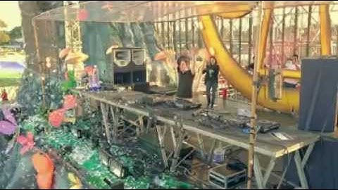 Facebook Cross-Domain Messaging helper