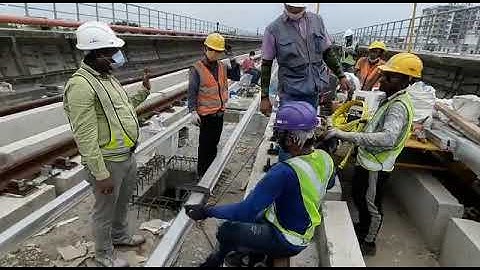 3rd Rail Installation   splicing 1