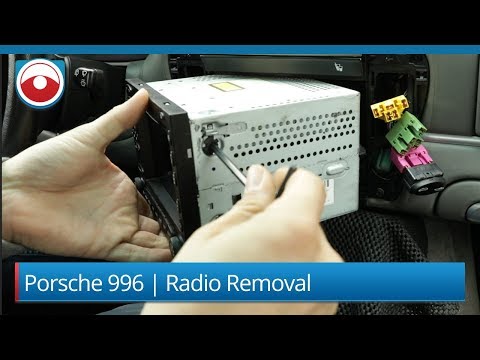 Porsche 911 (996) | PCM 2.0 | Radio Removal